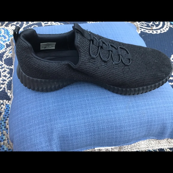 Skechers Shoes - Black sparkly Sketcher Sport Tennis shoes